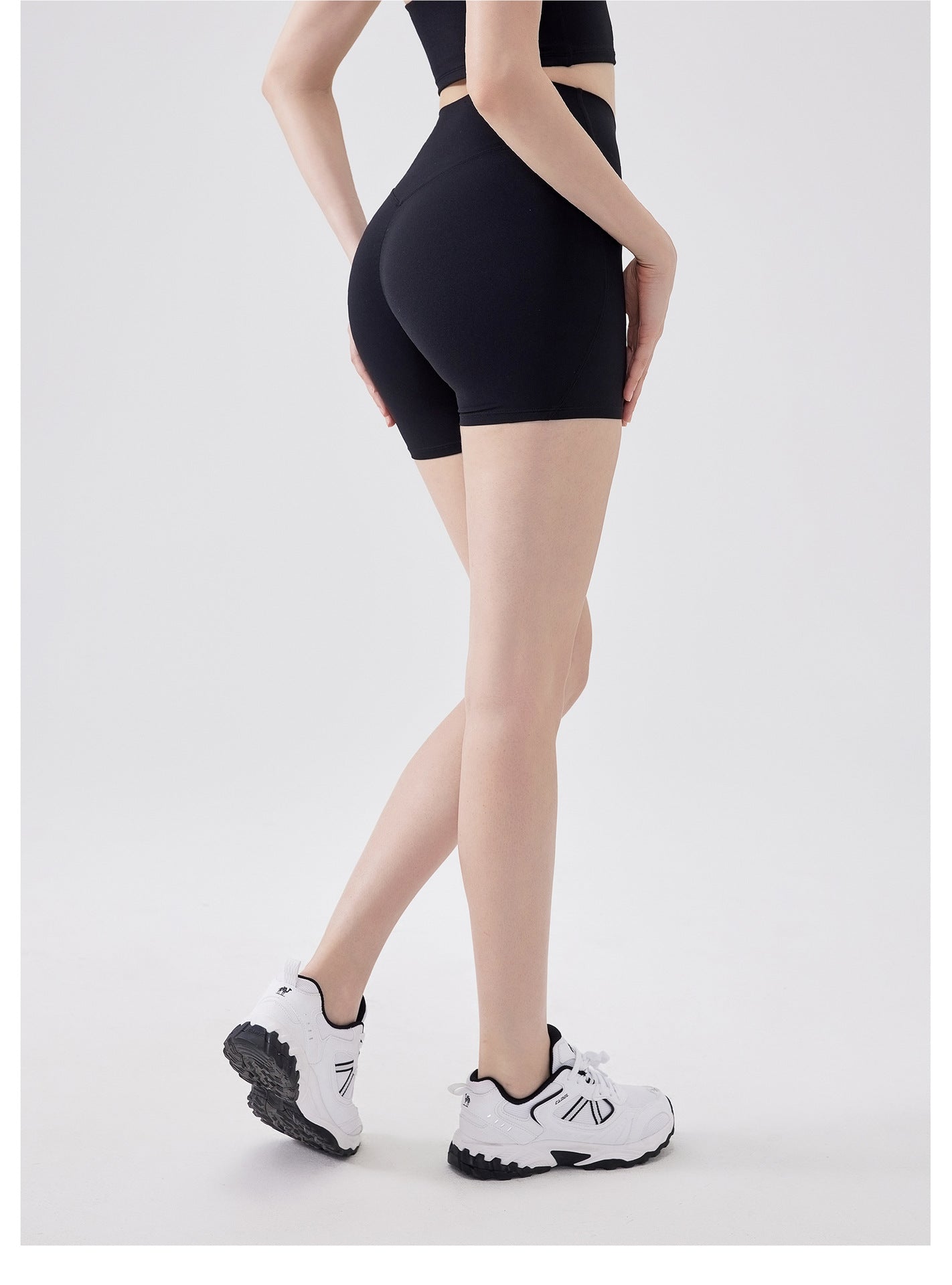 Leguise Premium High-Waist Yoga Shorts – Second-Skin Comfort & Sculpt Fit